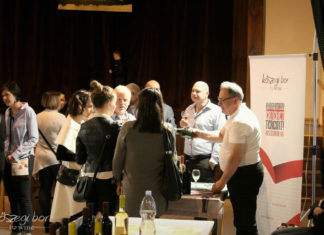 Borászok az asztalnál