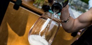 Borkóstoló a Nádasdy-vár ódon falai között