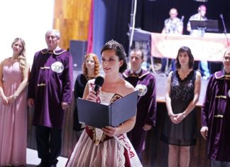 Báloztak a kőszegi borkedvelők