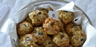 Sokmagvas-túrós zabpogácsa