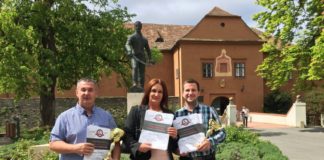 Rengeteg nedű között állták meg a helyüket a csepregi borok