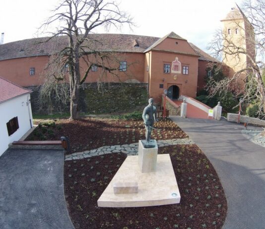 Kőszegi Bor-Vár-Udvar