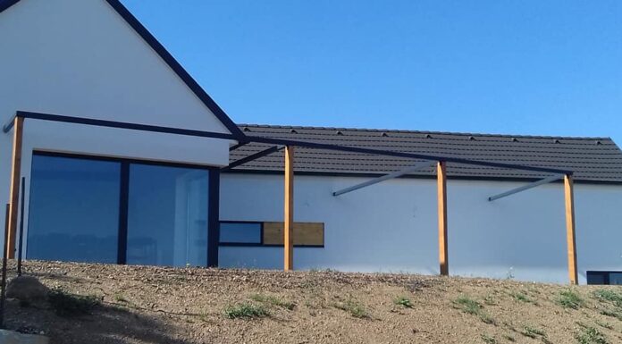 Megnyit a Borterasz a Napostetőn