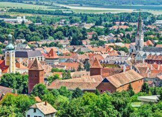 5 turisztikai látnivaló + 5 BORÁSZAT