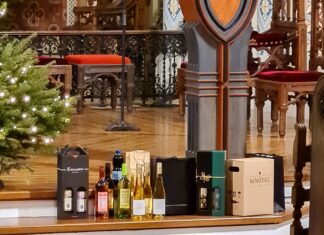 Megáldották a kőszegi borokat