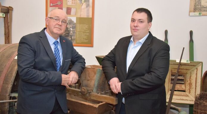 Átadta az elnöki stafétát – Láng Józsefet az undi Szabó Márton váltja a kőszegi szövetkezet élén