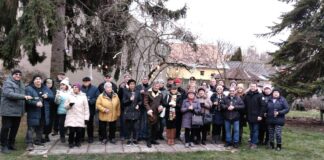 Búcsú az Óévtől – koccintottak a csepregi borászok