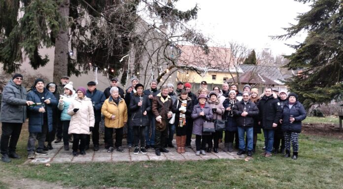 Búcsú az Óévtől – koccintottak a csepregi borászok